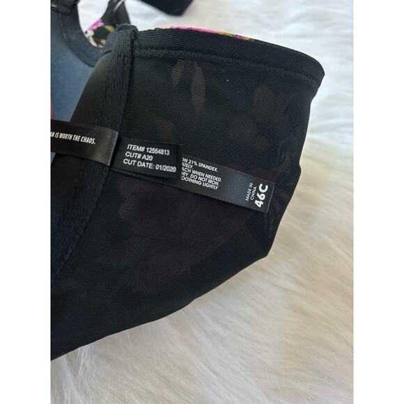 NWT Torrid Curve T-Shirt Lightly Lined Front Close Floral Skull Bra Size 46C - Picture 9 of 11